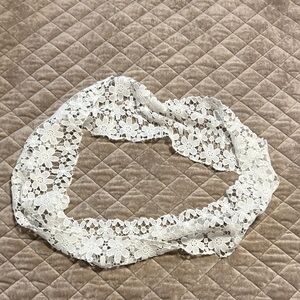 Elegant Floral Lace Scarf in Cream